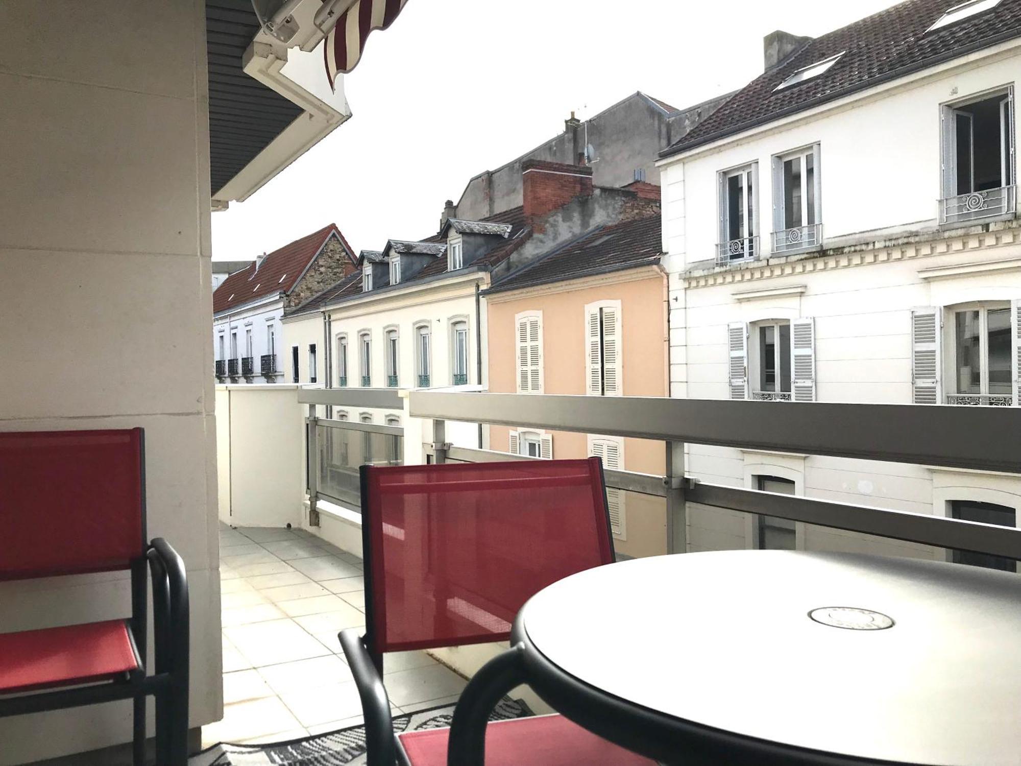 Апартаменти Le Sornin - Garage - Clim - Hypercentre - Terrasse Віші Екстер'єр фото